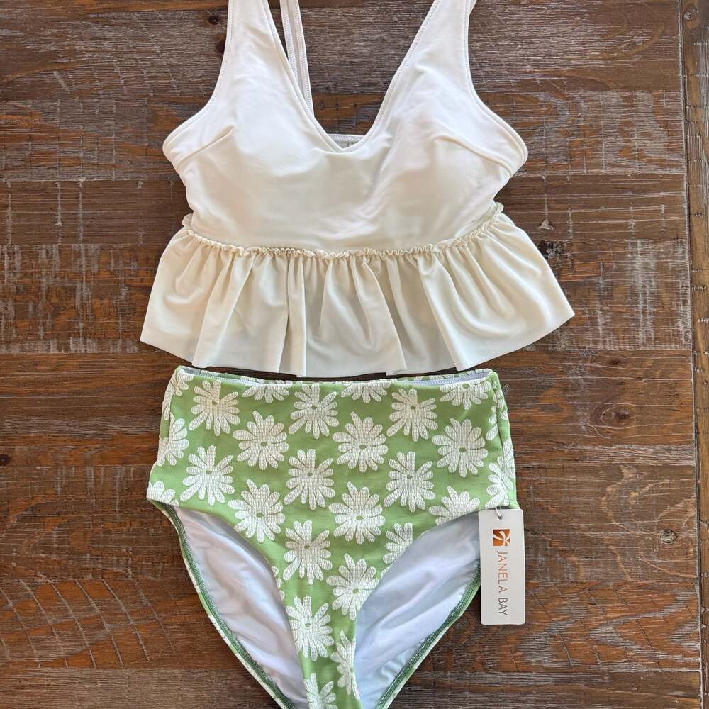 Janela Bay High Cut Seamless Bikini Bottoms Textured Lime Green daisy Size S